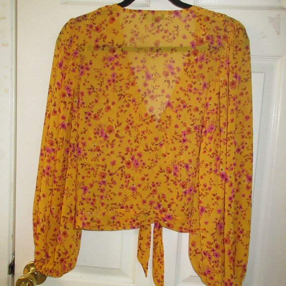 1.STATE size L Orange and Hot pink floral sheer top with banded bottom - Picture 3 of 15